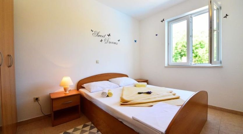 Photo of Sani Apartment 3