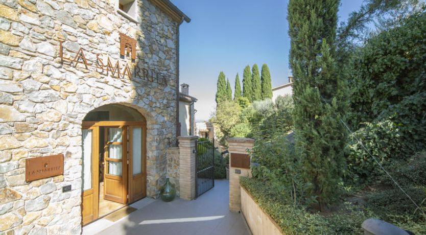 Photo of La Smarrita