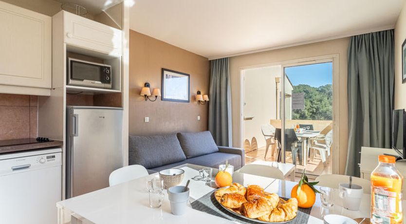 Photo of Les Rivages de Coudoulière Apartment 28