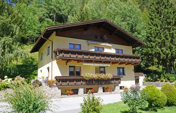 Arlberg Holiday Home