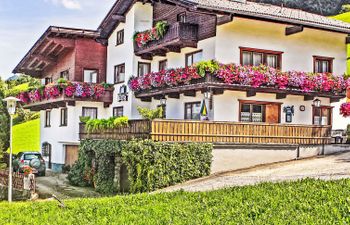 Jägerhof Holiday Home