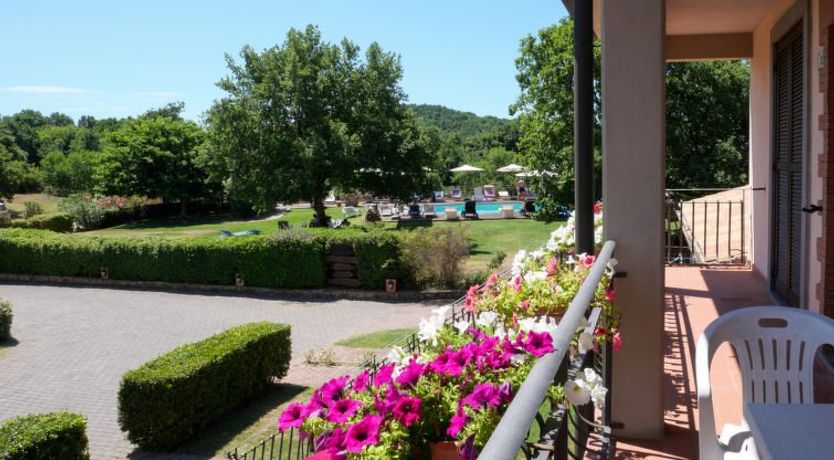 Photo of Oak Apartment 2