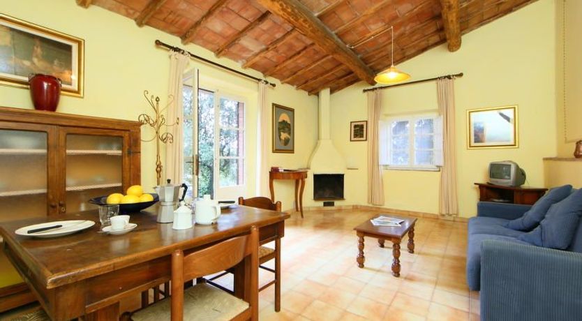 Photo of L'Erika Apartment 6