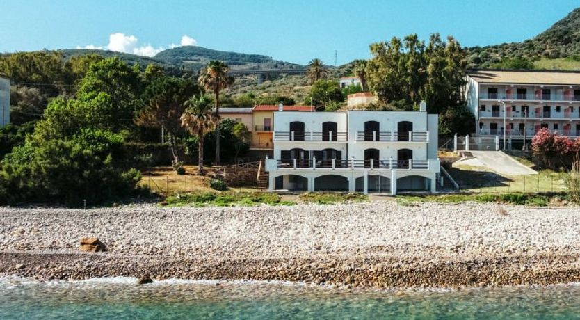 Photo of Santa Maria