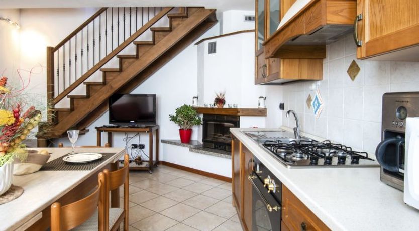 Photo of Laura (DMA320)