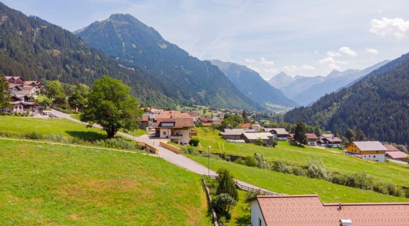 Photo of Helmreich Apartment 2