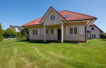Mały dworek Holiday Home