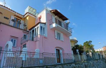 The Pink Holiday Home
