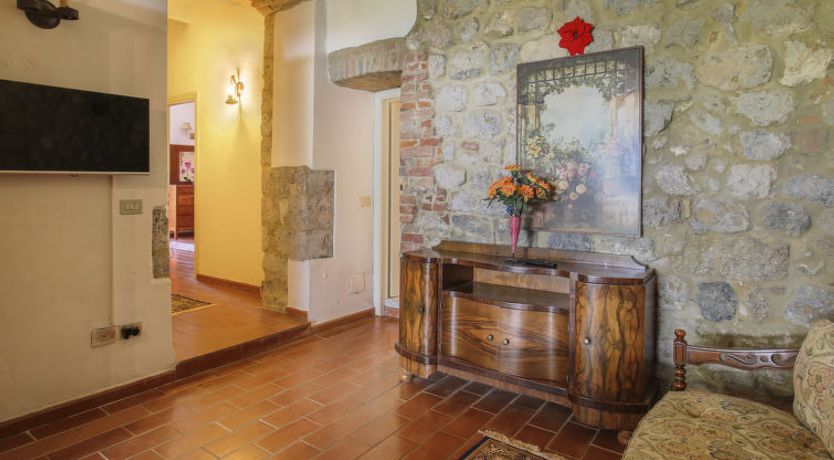 Photo of Fattoria Petraglia - Loggiato Apartment 5