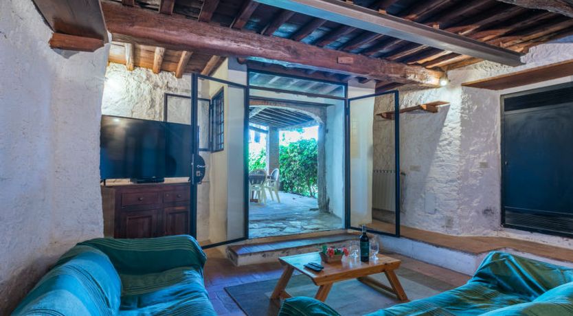 Photo of Taverna Apartment 6