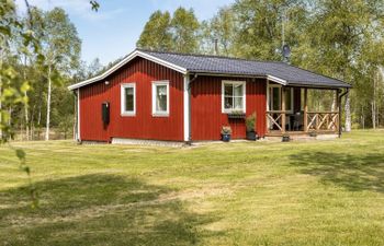 Björkebo Holiday Home