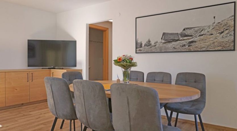 Photo of Ladis Apartment 10