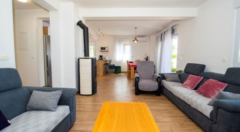 Photo of Stella Kastela