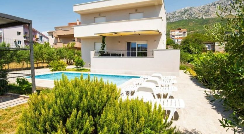 Photo of Stella Kastela