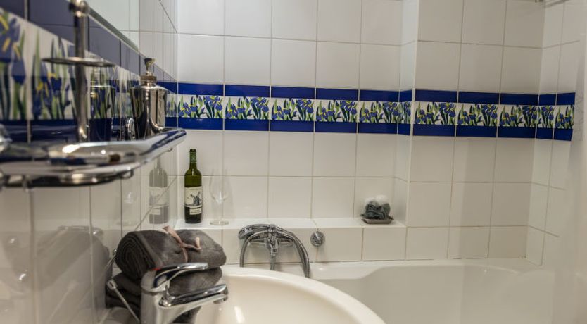 Photo of Manes Residence