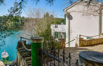 Dinko Holiday Home