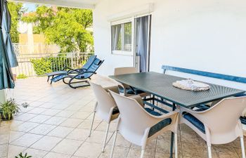 Matkovic Holiday Home