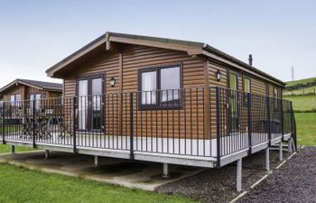 Loch Leven Lodge 4 Holiday Home