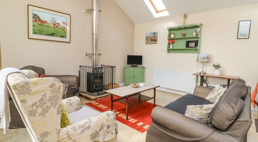 Photo of 1 Pines Farm Cottages