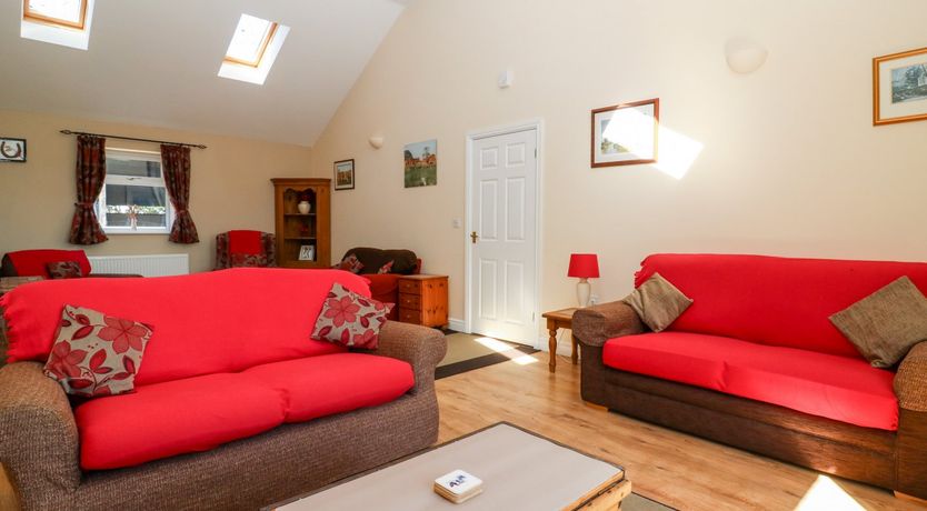 Photo of 2 Pines Farm Cottages