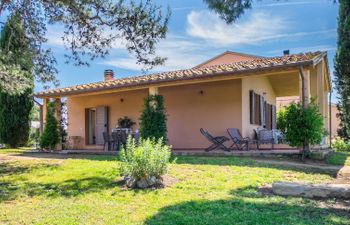 La Carraia Holiday Home