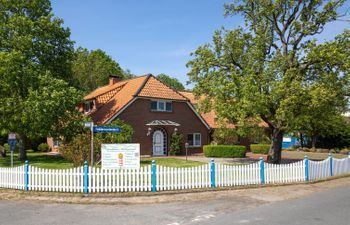 Deichhaus Küstenwind Cottage 4 Holiday Home