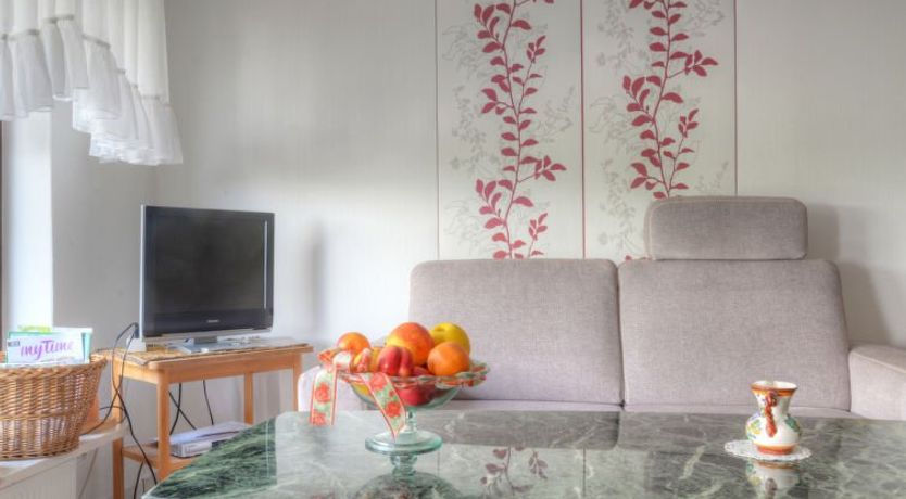 Photo of Am Dohlenberg + Steintisch Apartment 3