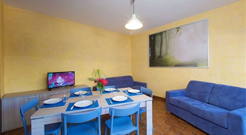 Photo of Three-room Classic Apartment 2