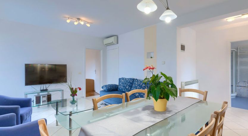 Photo of Macini Apartment 4