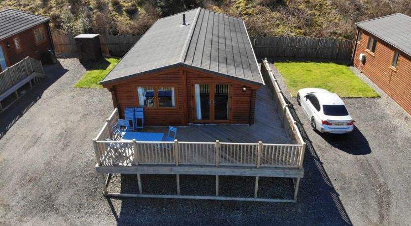 Photo of Loch Leven Lodge 11