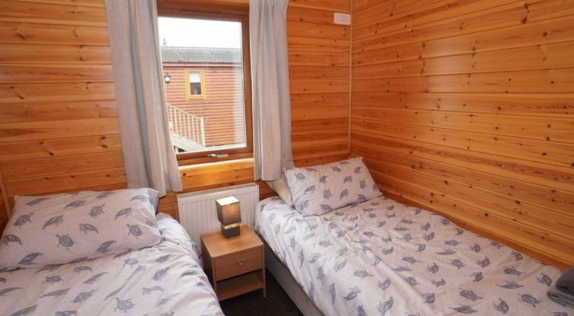 Photo of Loch Leven Lodge 11