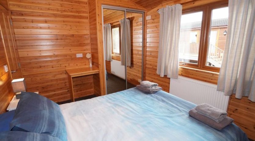 Photo of Loch Leven Lodge 11