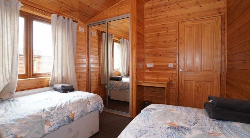 Photo of Loch Leven Lodge 11