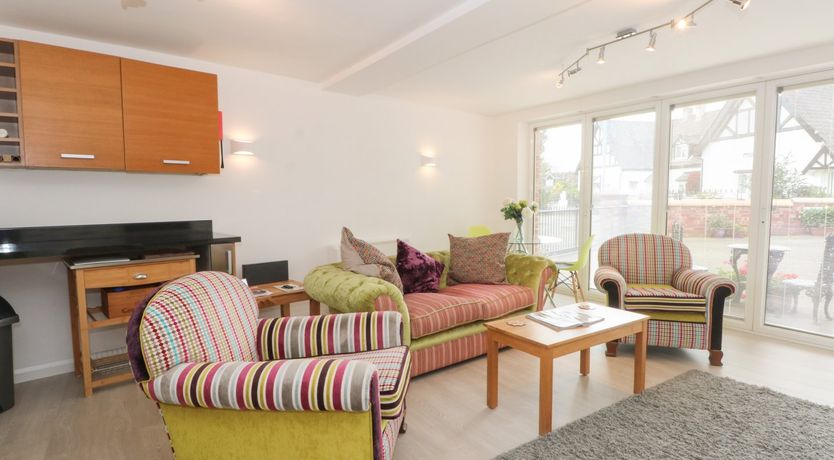 Photo of The Lodge at Cross Cottage