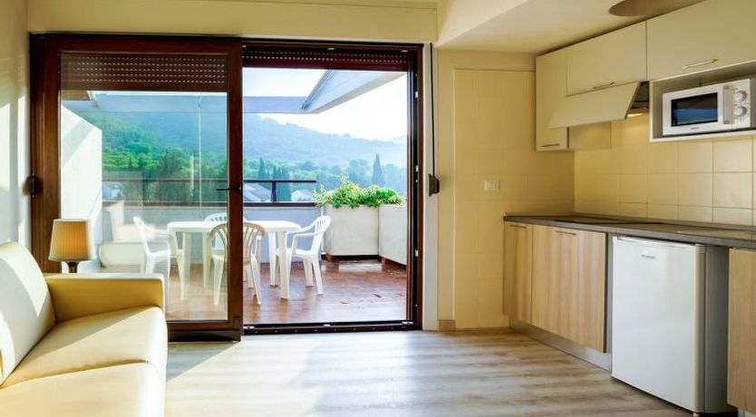 Photo of Twoo-room Comfort Apartment 3