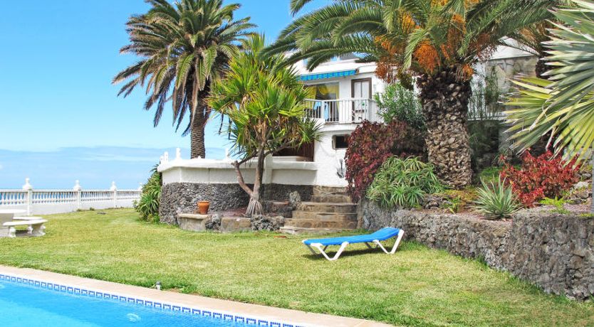 Photo of El Caletón Apartment 2