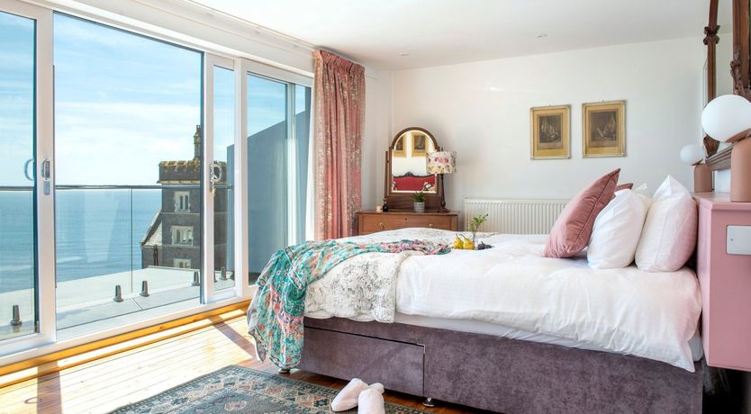 Photo of Stones & Glass