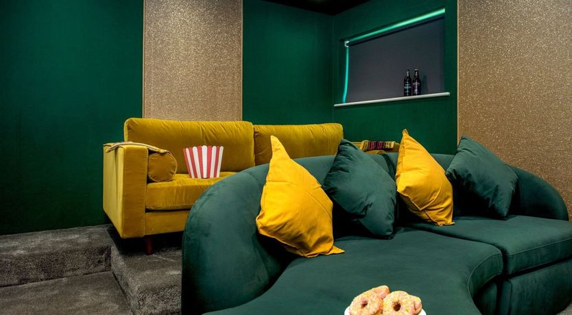 Photo of Stones & Glass