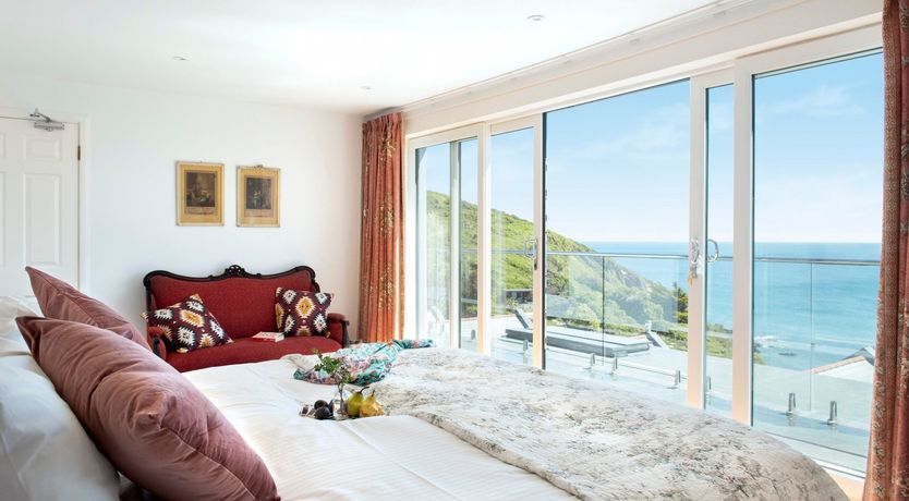 Photo of Stones & Glass