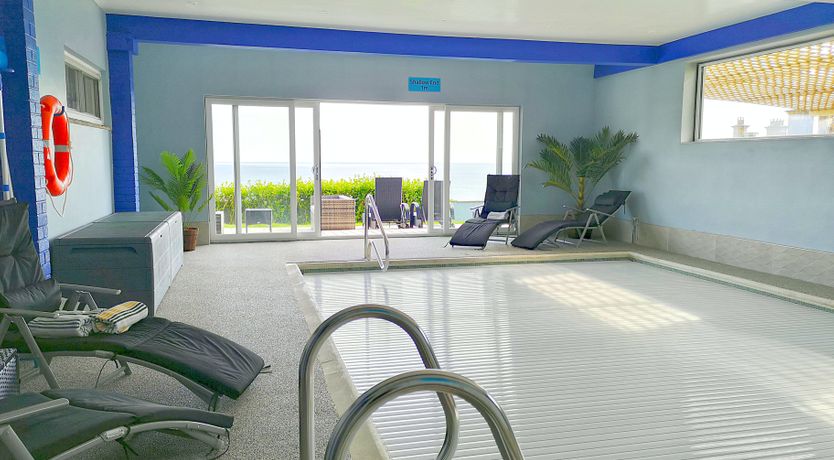 Photo of Stones & Glass