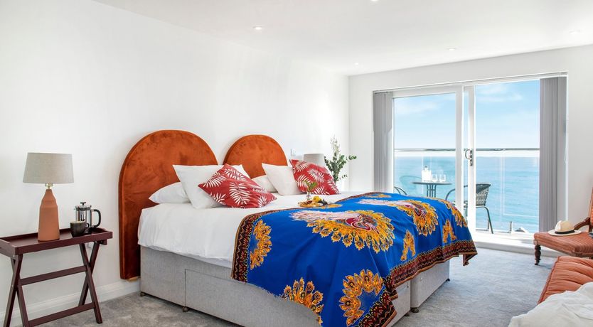 Photo of Stones & Glass