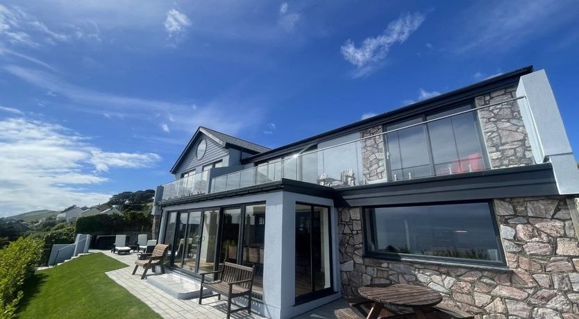 Photo of Stones & Glass