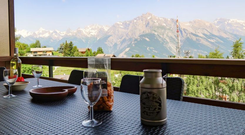 Photo of Derborence 28 Apartment 7