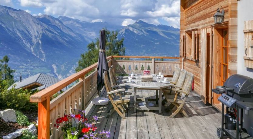 Photo of Le Muveran V6 Holiday Home 2