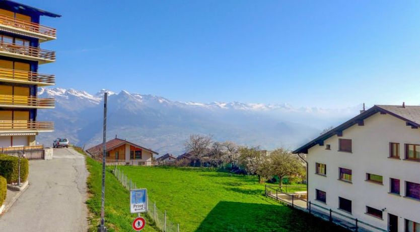 Photo of Cerisiers Hrez Apartment 5