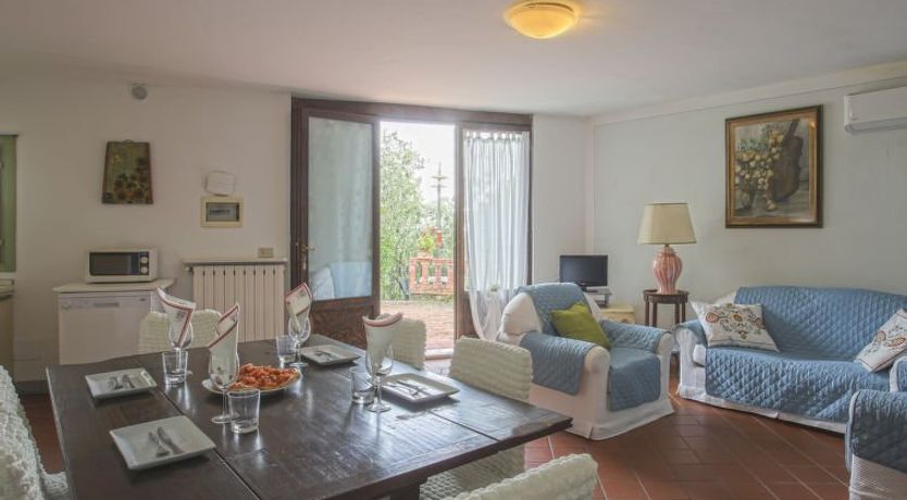 Photo of Borgo della Limonaia Apartment 2