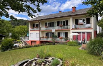 Meran (PTS121) Apartment 2 Holiday Home