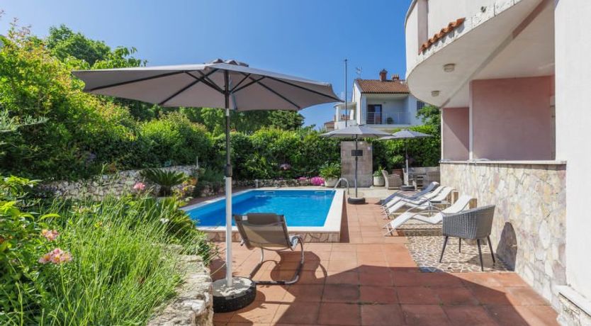 Photo of Romantika Apartment 2