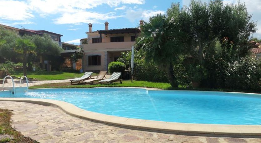 Photo of Borgo Le Logge + pool (BUD118) Apartment 3