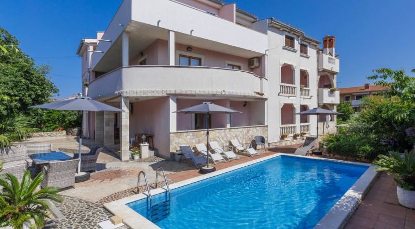 Photo of Romantika Apartment 3